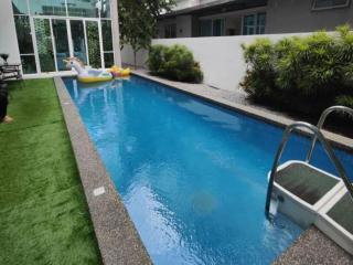 Barnett Georgetown Near Island Hospital Room 1 - 3