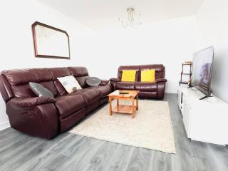 Tranquil Haven: 3-BR House - 9