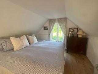 4 Lisle court cottages - Lymington - 2