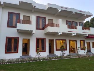 Lee Corbett Resort - Rāmnagar - 0
