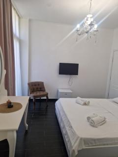 New House Kobuleti - 4