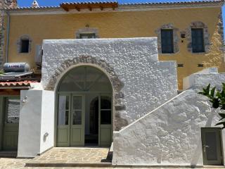 Alexander House 1 - Leonidio - 8