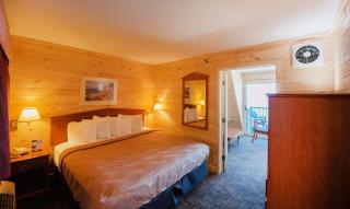 Quality Inn & Suites Mackinaw City Beachfront - Mackinaw City - 9