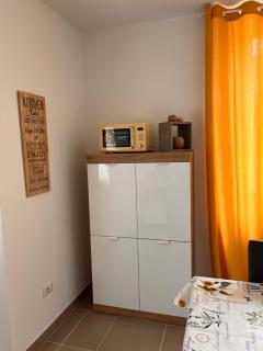 Casina gialla - 2