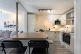 Modern 2 Bed Apartment Near Gatwick - Crawley - 7