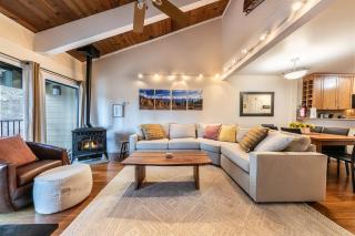 2BR Mins to Alpine Base Area Palisades! - Alpine Meadows - 0