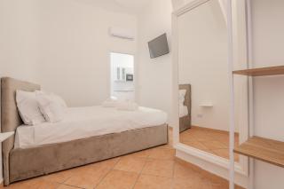 Cozy Rhome - 9