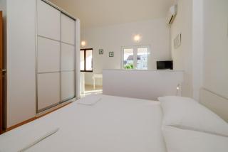 Apartments Biserka - Palit - 2