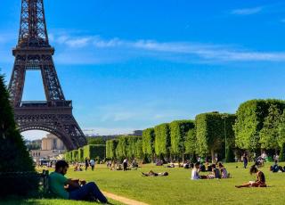 CIA - Eiffel tower - Paris - 3