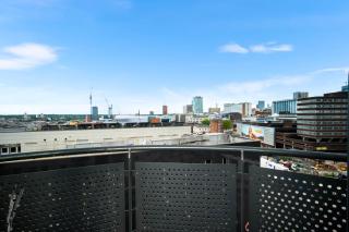 2 Bedroom Apartment With Balcony - FREE PARKING - Birmingham - 5
