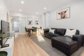 Neat & Tidy Home in Trendy East Orange - Sleeps 4 - Orange - 5