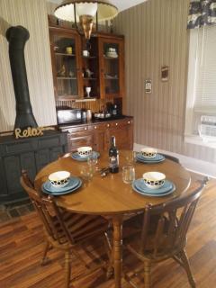 1800's Victorian Patriot House - - 1