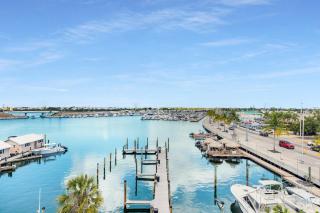 St Kitts - Downtown Waterfront Penthouse Pool Dock Parking - Key West - 0