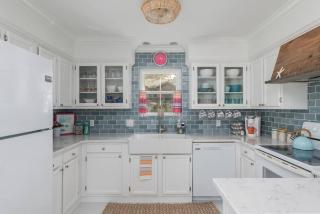 Charming 3BR 2 bath beach bungalow with hot tub! - Hilton Head Island - 8