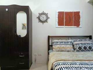 The Beacon Makati by Cozi Condotels - Manila - 3