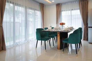 Southern Peak Pool Villa Huay Yai Pattaya - 1