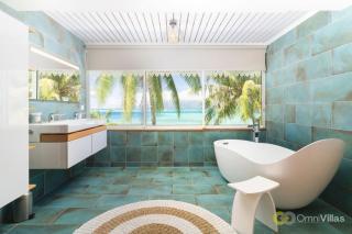 Luxurious 4BR Villa - 7