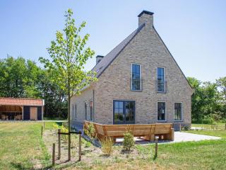 Villa on Texel near Wadden Sea & Bird Area - 5