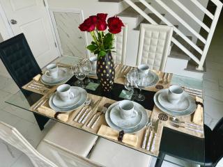 Brand-New Dtla building with rooftop patio - 4