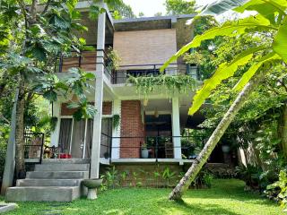 Track Monkey's Lodge - Seeduwa - 0