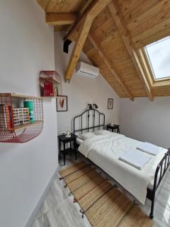Cozy attic studio - Bucharest - 2