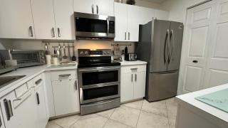 Deluxe Yacht Club Condo Near the Beach - Miami - 2