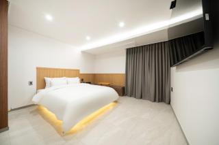 Hotel Urban Stay Ajung - Jeonju - 2