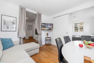 Huge Apartment - Best Location - Large Patio - Reykjavik - 8