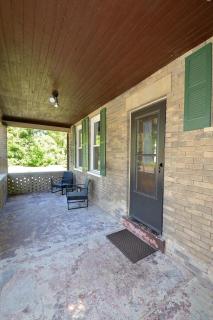 Broadway Cottage - Town, Hot Tub, Fire Pit, Grill, Wifi, Family Friendly, Pet Friendly - Berkeley Springs - 7
