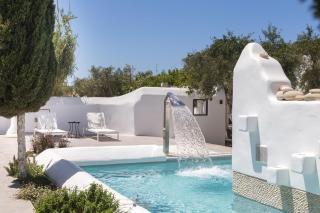 Kallos Villas & Suites - Naxos Chora - 4