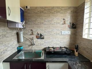 Cozy Room 1Bhk with Lift 101 - 3