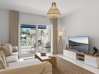 Beach Puerto Banús 3 Br Apartment - 4