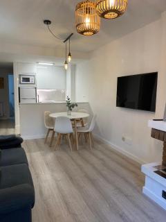 Acogedor apartamento con piscina compartida y opción a parking - Jaca - 2