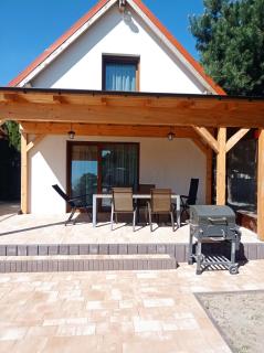 Domki u Eweli CAŁOROCZNE ogrzewane kominkiem - Stegna - 9