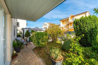 Apartment Leo, Novalja, 800m from the sea - Novalja - 9