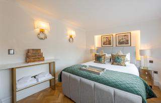 Stunning 2Bedroom Apartment with Harrods at Your Doorstep London - Londra - 0