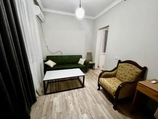 Guest House Leon - Batoemi - 4