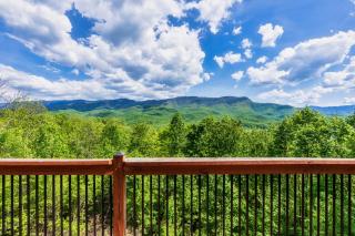 Moonshine Mtn - HugeLodge - Views - February Deals - Game Rm - Hot Tub - Fire Pit - 9