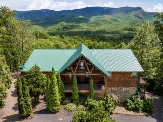 Moonshine Mtn - HugeLodge - Views - May Deals - Game Rm - Hot Tub - Fire Pit - Gatlinburg - 5