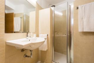 Bonito apartamento en planta primera - Seville - 9