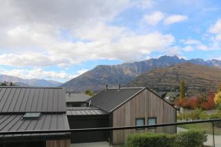 Remarkable, Cozy 3 Bedroom, 2 Bathroom Townhouse - Queenstown - 6