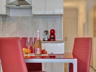 GREEN HOLIDAYS STUDIO, Pool, Air Con, Terrace - San Miguel de Abona - 2