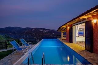 Villa Corallia - Luxury Villa with sea view - 2