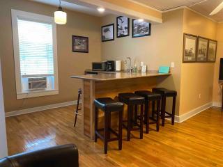 The Curtiss Suite 1 - Hammondsport - 2