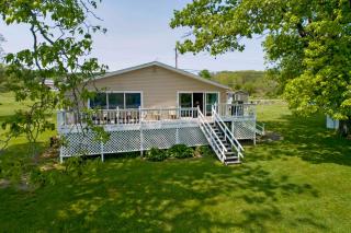 Blarney Bay on Waneta Lake - Hammondsport - 8