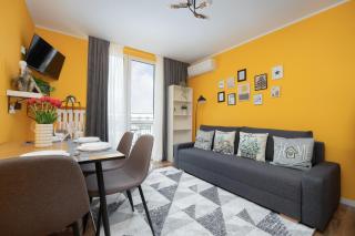 Apartament na Alejach Jerozolimskich przy Pałacu Kultury i Nauki by Noclegi Renters - Varsovia - 0