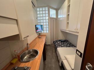 Studio in zona Loreto vicino metro MM1 e MM2 - Lippino - Milan - 7
