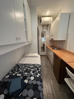 Studio in zona Loreto vicino metro MM1 e MM2 - Lippino - Milan - 1