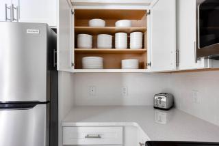 Central Square 2br w gym nr T BOS-819 - 4