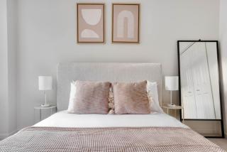 Central Square 2br w gym nr T BOS-819 - 2